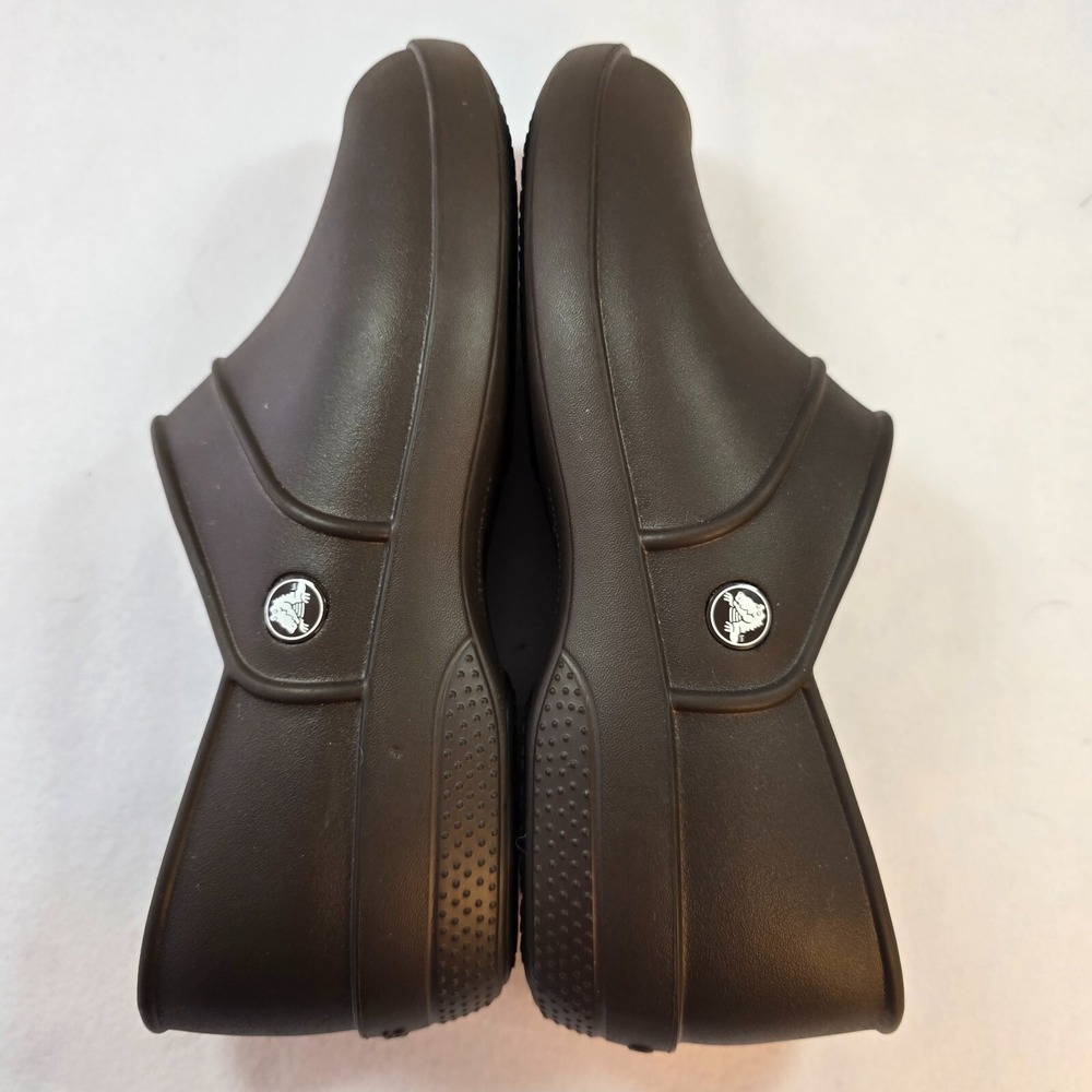 y2k Crocs Womens 11‎ Slip Resistant Work Career Clog Food Service Lock Brown